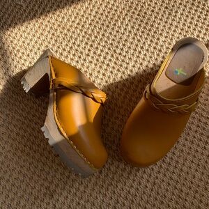 MIA Elsa Swedish leather wooden clogs luggage color brown size 38